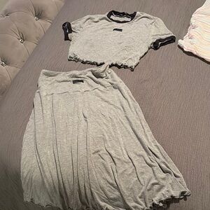 WAYDAMIN Gray Women's Skirt Set